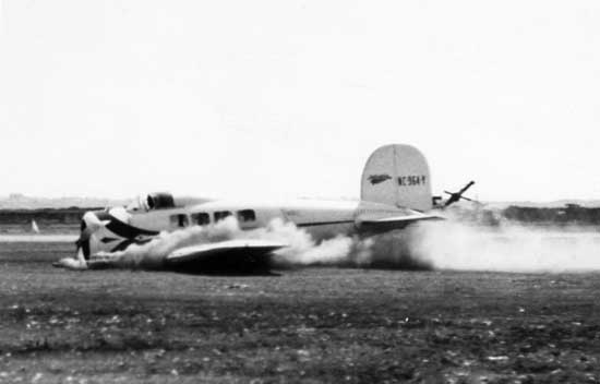 NC964Y "Landing", Ca. 1931-34, Location Unknown